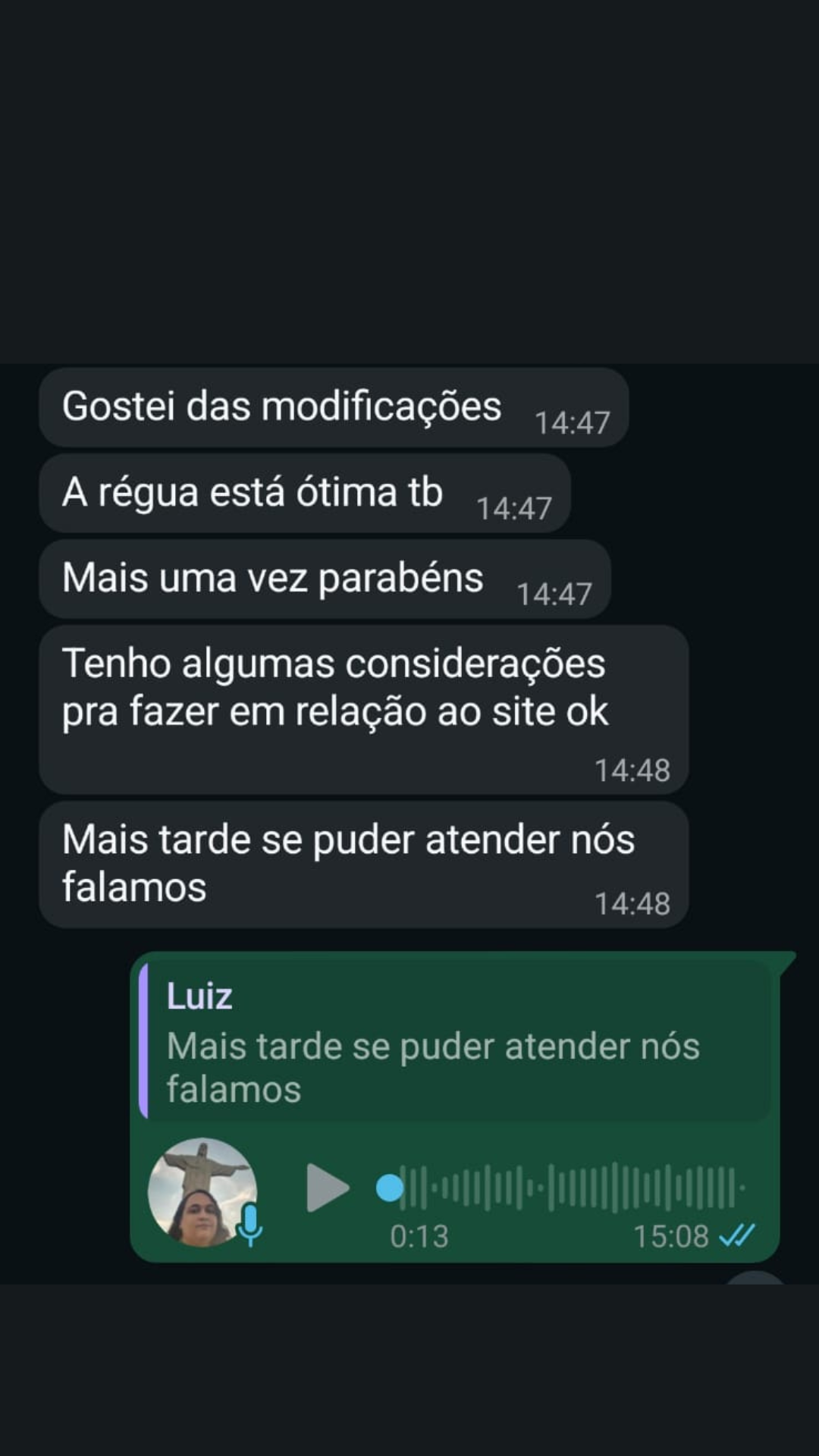 Conversa com elogio às modificações e à régua implementadas em um site
